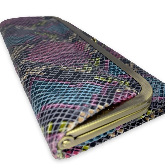 EUC 💜 HOBO International Rachel Continental Snakeskin Print Leather Wallet - Picture 13 of 14